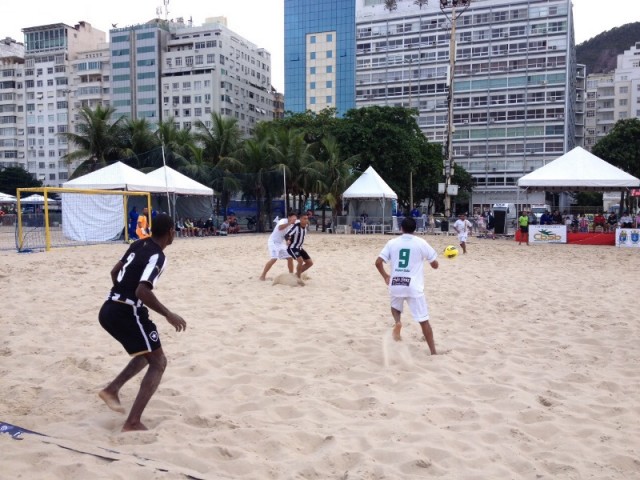 Sampaio bateu o Botafogo por 5x4