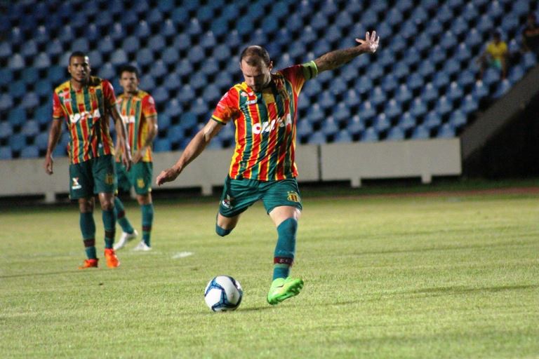 Santos contrata Felippe Cardoso, atacante da Ponte Preta - Gazeta Esportiva