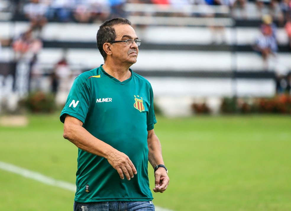 Camiseta - BI REBAIXADO, NÃO TEM MUNDIAL - Resenhas da Bola