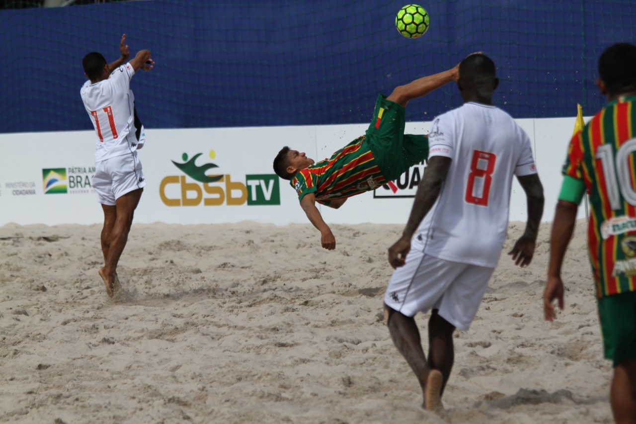 Campeonato Brasileiro de Clubes de Beach Soccer 2017 - Santos - Brasil -  06/01/2017 - 2º dia dos jogos, Sampaio Correa x Sport Recife - Foto:  Marcello Zambrana/AGIF (via AP Stock Photo - Alamy