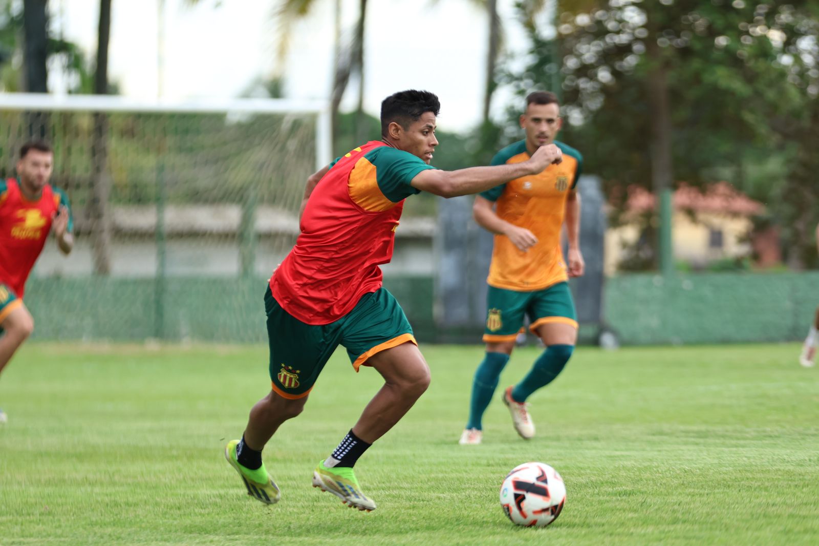 Clássico em pauta