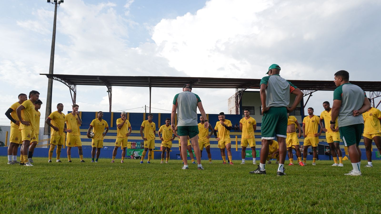 Estreia no Maranhense