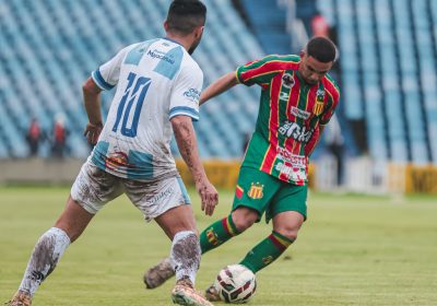 Tricolor batalhou muito, mas ficou no empate com o Maracanã-CE (Foto: Larissa Moraes)