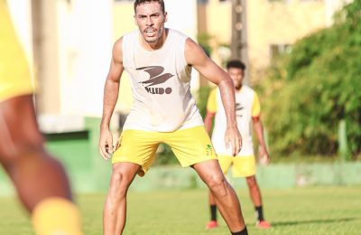 Equipe boliviana intensificou a preparação para o mata-mata da Série D (Foto: Larissa Moraes)