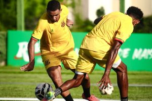 Sampaio segue com os treinos de intertemporada no CT (Foto: Ryan Shake)