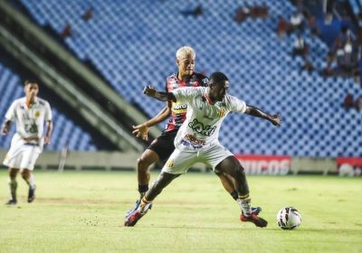 Gol contra decretou o resultado no Castelão (Foto: Larissa Moraes)